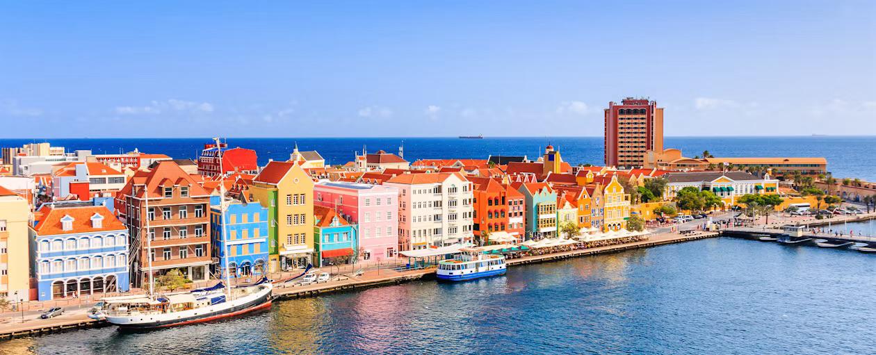 Wonen, ontspannen en investeren op de Nederlandse Caribische eilanden
